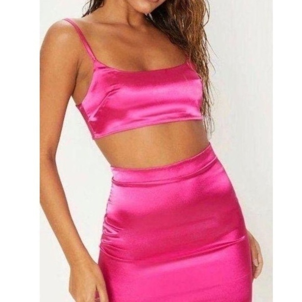 PrettyLittleThing Hot Pink Satin Scoop Neck Mini Crop Top with Zipper Size 12